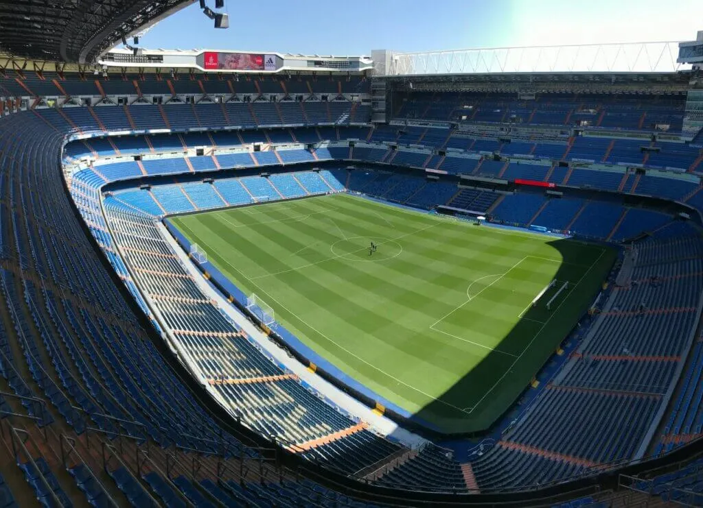 CONFIRMED lineups: Real Madrid vs Mallorca, 2024 La Liga 8 green and blue soccer field