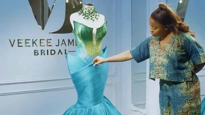 BONANG'S DRESS