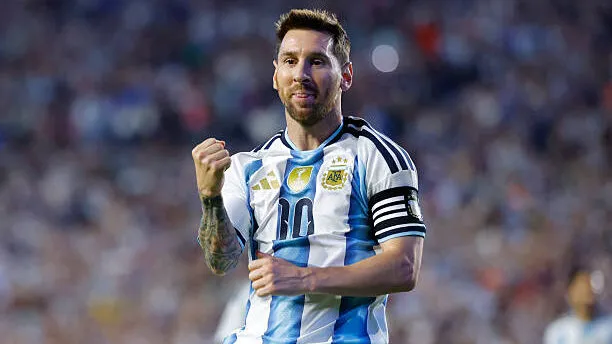 Lionel Messi Makes World Cup History With Perfect Hat-Trick, Breaking 7 Records Against Algeria 2 Lionel Messi's Perfect Hat-Trick Rewrites World Cup History: 7 Records Broken as Argentina Crush Algeria